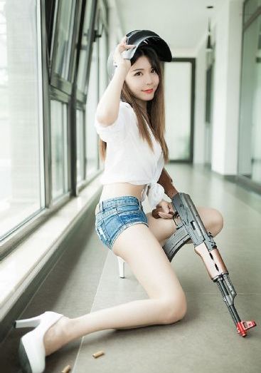 极品美女黑色丝袜裸体高清视频_手机在线免费观看