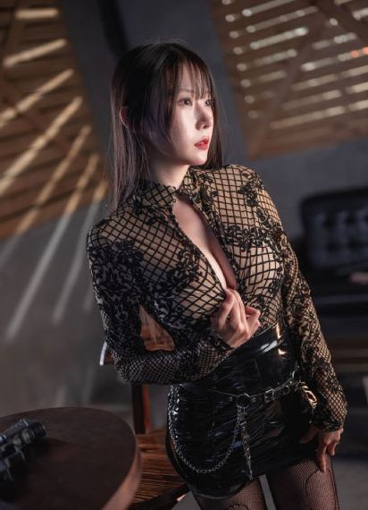 色蜜桃久久夜色精品国产小说_1080P全集在线观看